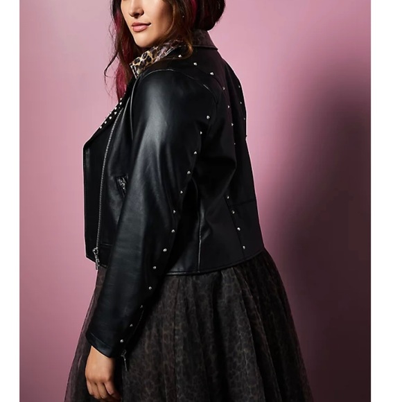 NWT torrid size 0 - Picture 2 of 4